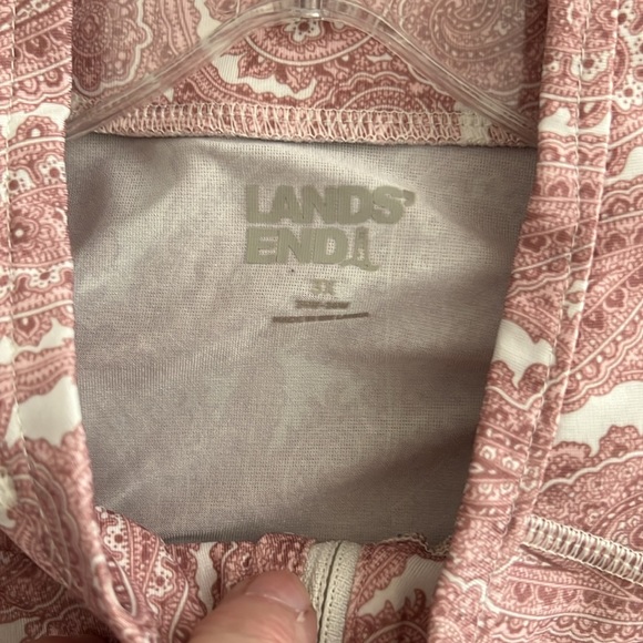 LANDS END 3X MAUVE & WHITE PAISLEY LS with THUMB HOLES & ZIP NECK - Picture 5 of 11